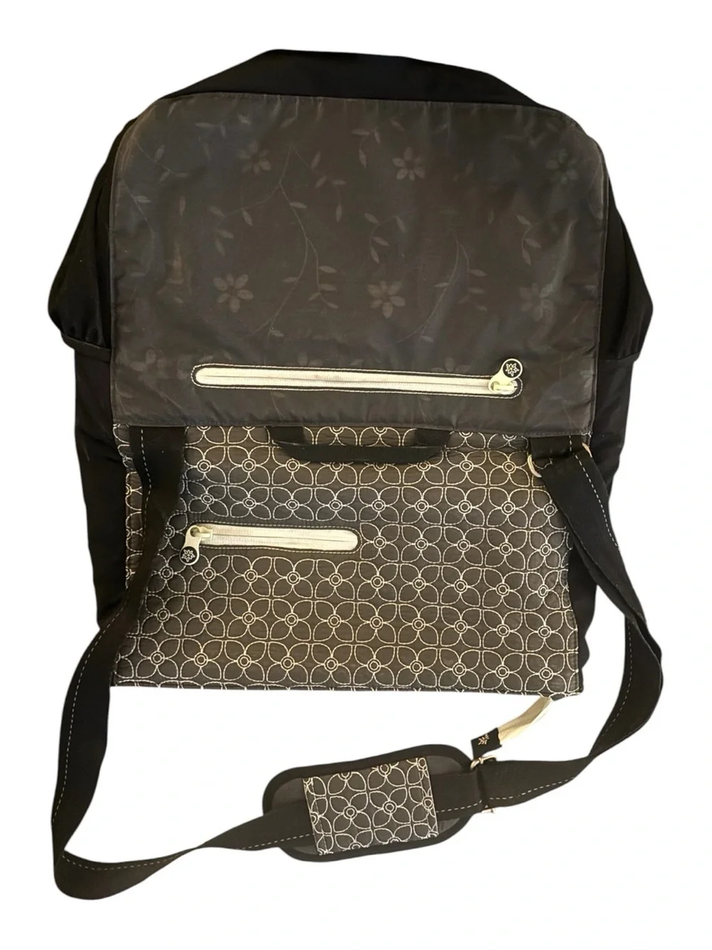 Sherpani Black Messenger Bag with Gray Patterned Flap